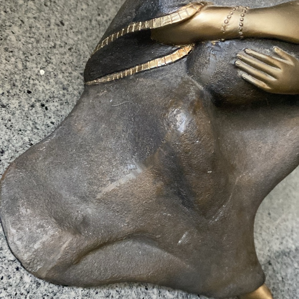 Vintage African mother and baby bronze statue figurine - Picture 9 of 17